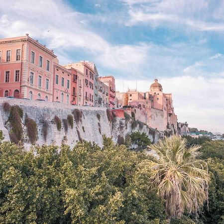 Minimalist Chic A Villanova 3Bdr - 2Bth - Wifi Cagliari Exterior photo